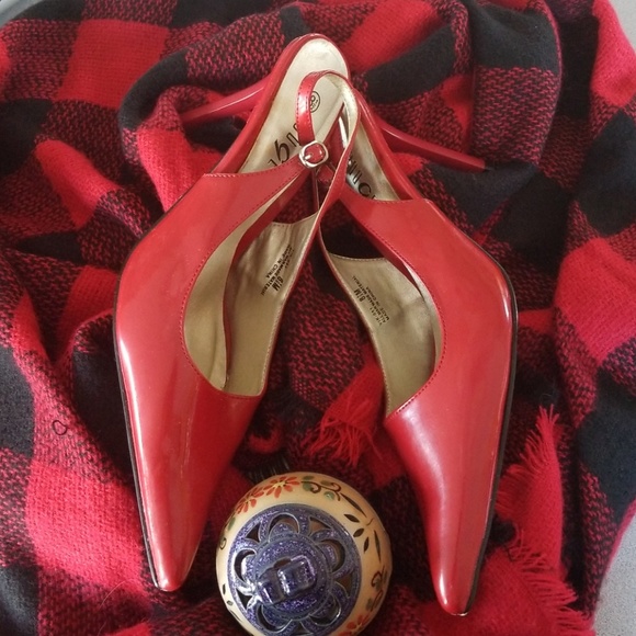 Heels - Picture 2 of 6